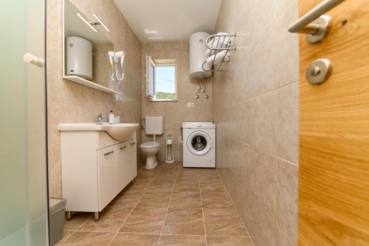 Apartments Forever Miholascica Екстериор снимка